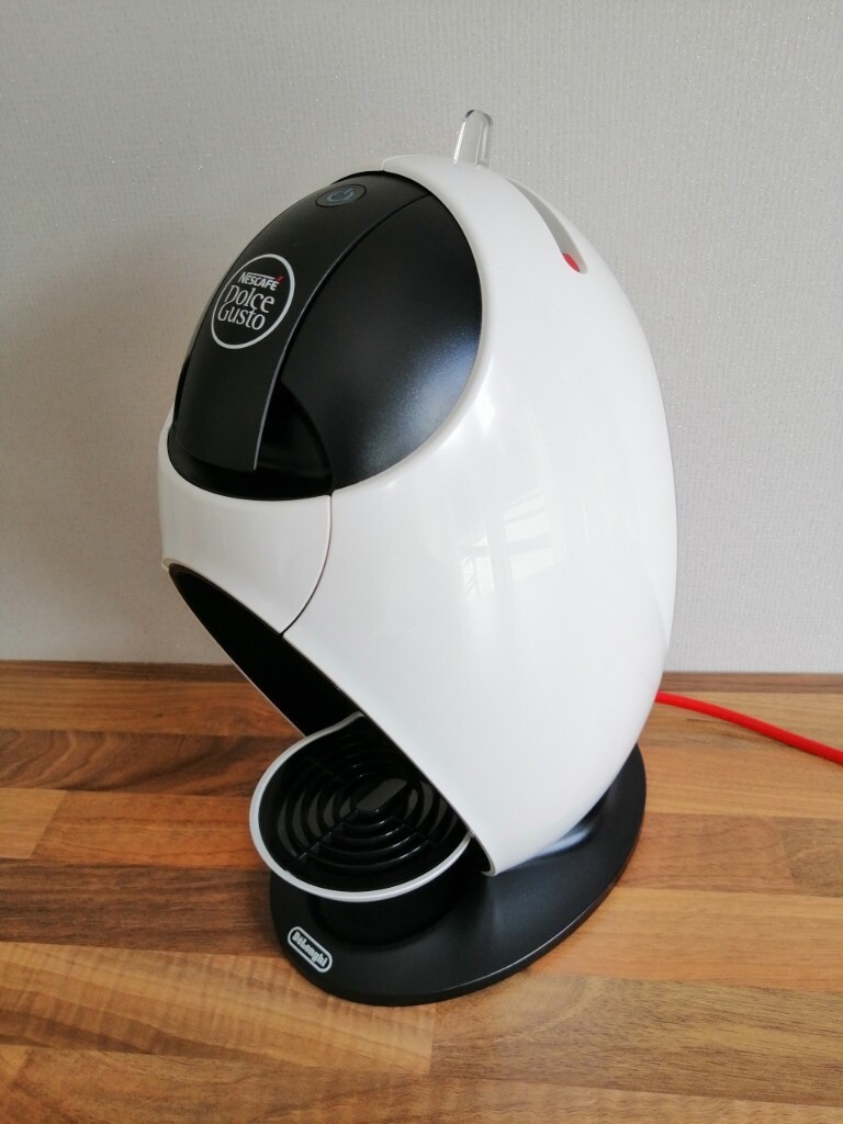 VGC White DeLonghi Jovia Nescafe Dolce 